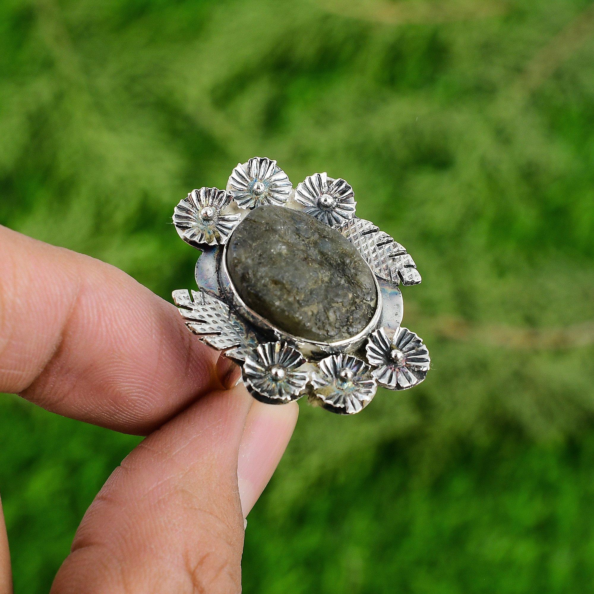 

Серебро 925 пробы Натуральный лабрадорит Необработанный Штабелируемое Цветок Регулируемое кольцо Adjustable