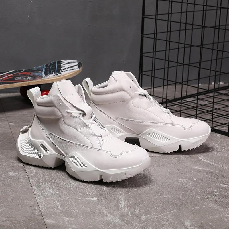 ჩვეულებრივი პიროვნების მოდური პლატფორმა ტყავის მამაკაცის ფეხსაცმელი შავი თეთრი სქელი ძირი ძროხის ტყავის მამაკაცის პლუშური თბილი თოვლის ჩექმები