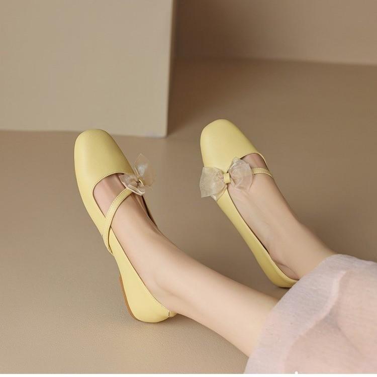 

Одиночные туфли женские 2025 новые туфли на плоской подошве с одной педалью из мягкой кожи на низком каблуке женские туфли-бини с неглубоким вырезом Mary Jane женские туфли 40