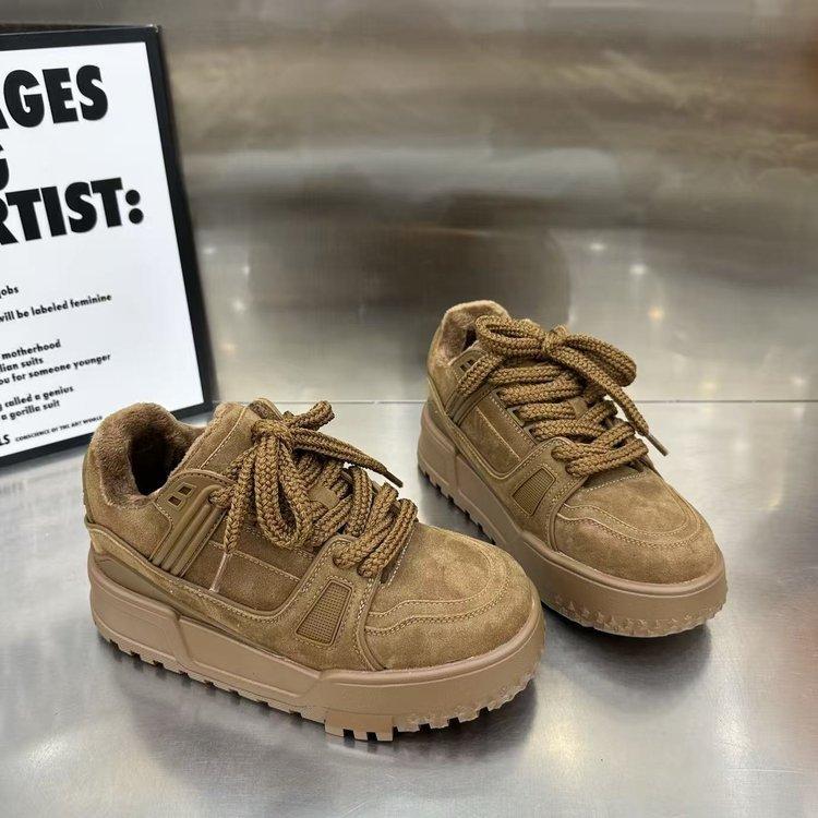 

Европейская станция 2025 зима новая кожа бархат толстая подошва увеличивающие рост туфли-маффины универсальные повседневные кеды обувь для хлеба женская 40 верблюд