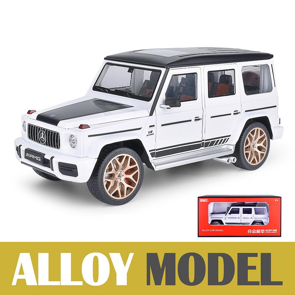 1/18 Scale Benz G63 Wings of Dark Night ORV Diecast Car Model Toy, Pull Back Toy Vehicle with Sound and Light for Kids Toddler Boys Girls Collection
