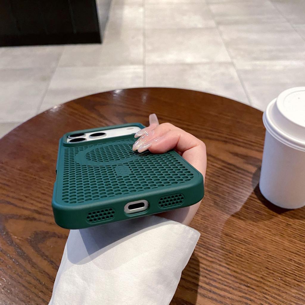 Neues Modell Geeignet für IPhone17Air Wabenförmige Wärmeableitung Magnetische Handyhülle Apple 17ProMax Sturzschutzhülle