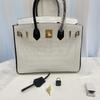 2025 Explosive Color Matching American Crocodile Pattern Platinum 25/30. Full-pair Version Strapless High-end Fashion Portable Women's Bag