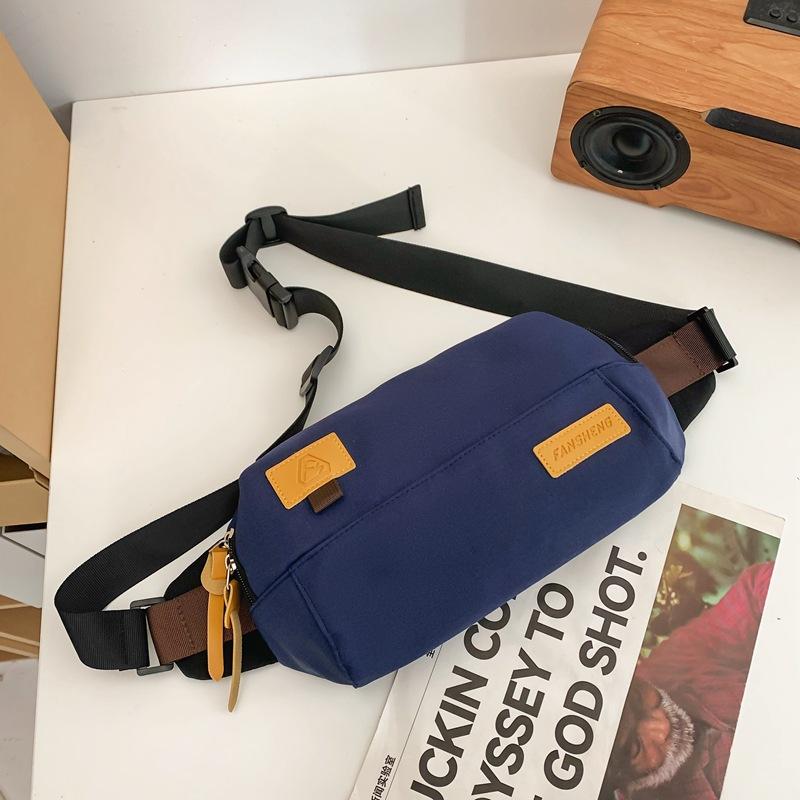 Kontrastowa kolorowa torba podróżna dla par. Torba na talię. Mała kwadratowa torba na ramię