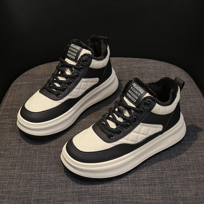 High-top Women's Shoes 2025 New Autumn and Winter Versatile Velvet Warm Cotton Shoes Platform Casual Sports Soft Leather Board Shoes Women
