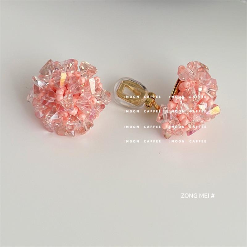 Blue beaded stud earrings heavy industry hand-woven hydrangea earrings white holiday wind ear clips mosquito coil disc s