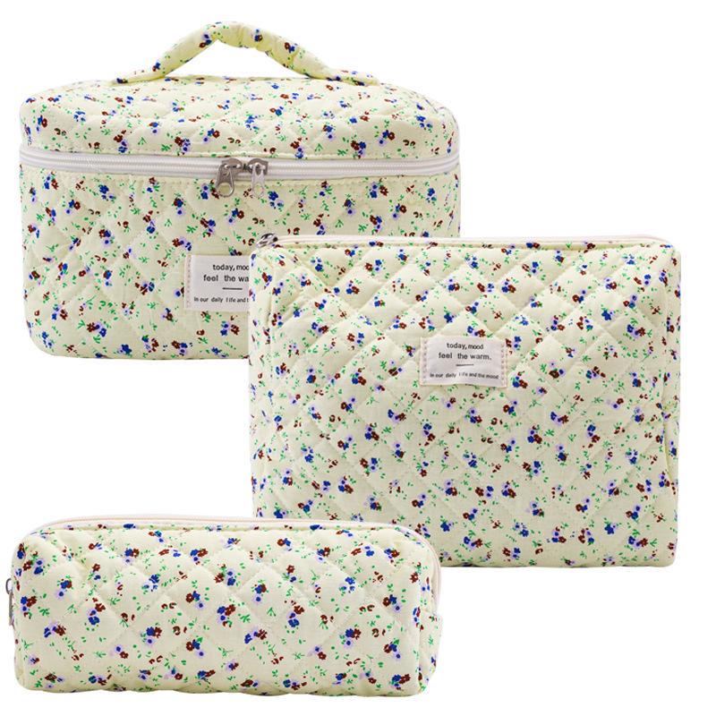 2023 Floral Cute Cotton Makeup & Toiletry Bag - Small, Fresh, Portable Storage Case