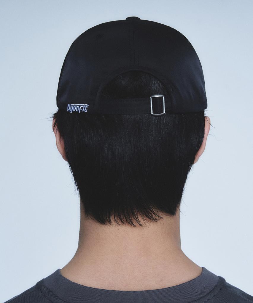 Hyeonpiteu Essential White Logo Cap