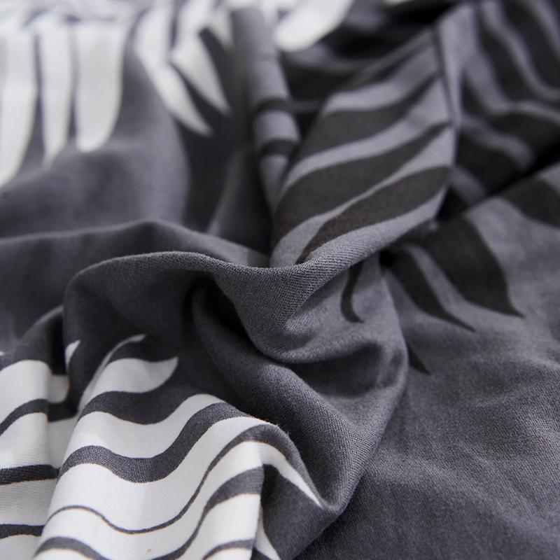 1 elastischer, bedruckter Sofabezug, alles inklusive, rutschfest, jahreszeitenfest, katzen-/staubabweisend, waschbar/langlebig, für die Dekoration und den Schutz des Sofas zu Hause.