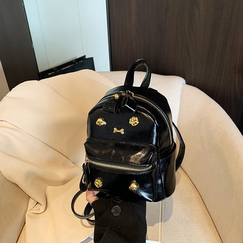 Casual Backpack Women's Fashion Niche Design Korean Version 2025 New Fashion Student Schoolbag Lightweight Travel Backpack