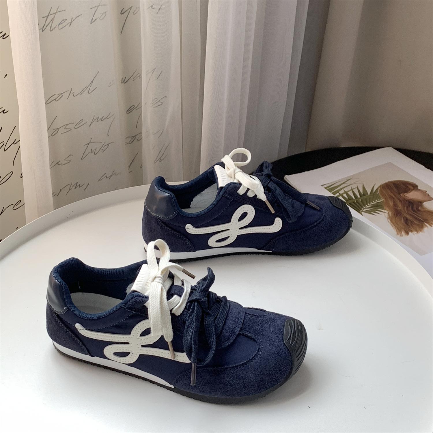 

Inner height increase mango head German training shoes women s 2025 new outdoor hiking sports leisure Forrest Gump shoes training shoes women s shoes 40