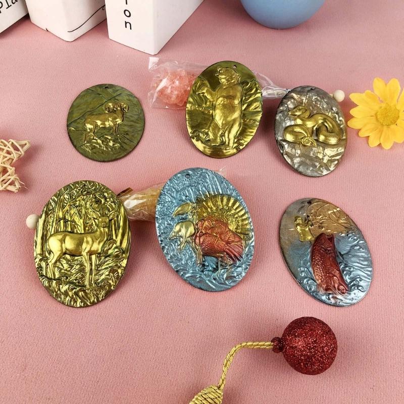 Mini Animals Shape Keychain Silicone Mold Bear/Snake/Antelope/Peacock/Fishing/Goat Handmade Mold Jewelry for Home Decors