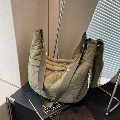 Leisure Commuting Large-capacity Messenger Bag Women's New Diamond Simple Shoulder Bag Trendy Fashion Portable Dumpling Bag
