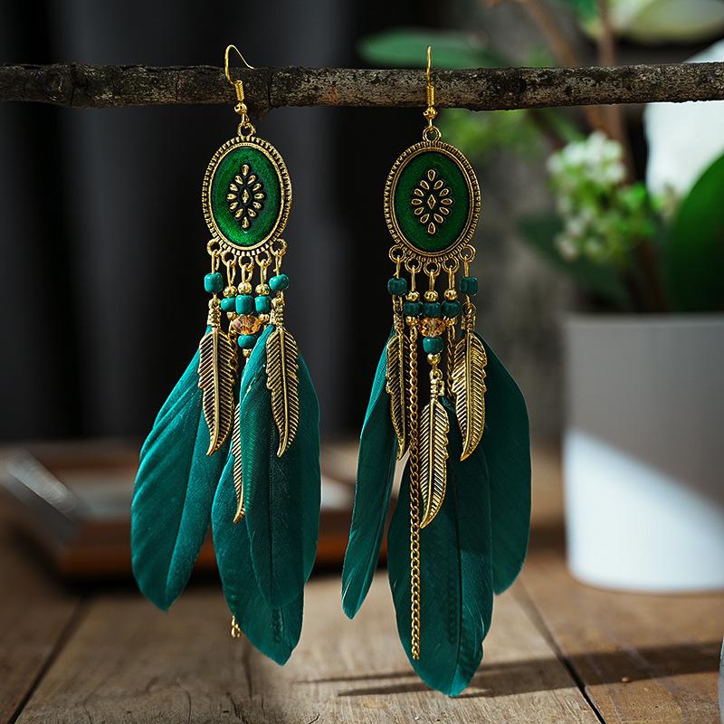 

Boho Long Feather Drop Earrings For Women Beach Long Tassel Beads Handmade Flower Enamel Leaf Earrings Wedding Pendientes Mujer зелений