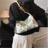 Fashion Chinese Retro Style Embroidered National Style Shoulder Bags Tassel Decoration New Women'S Handbags