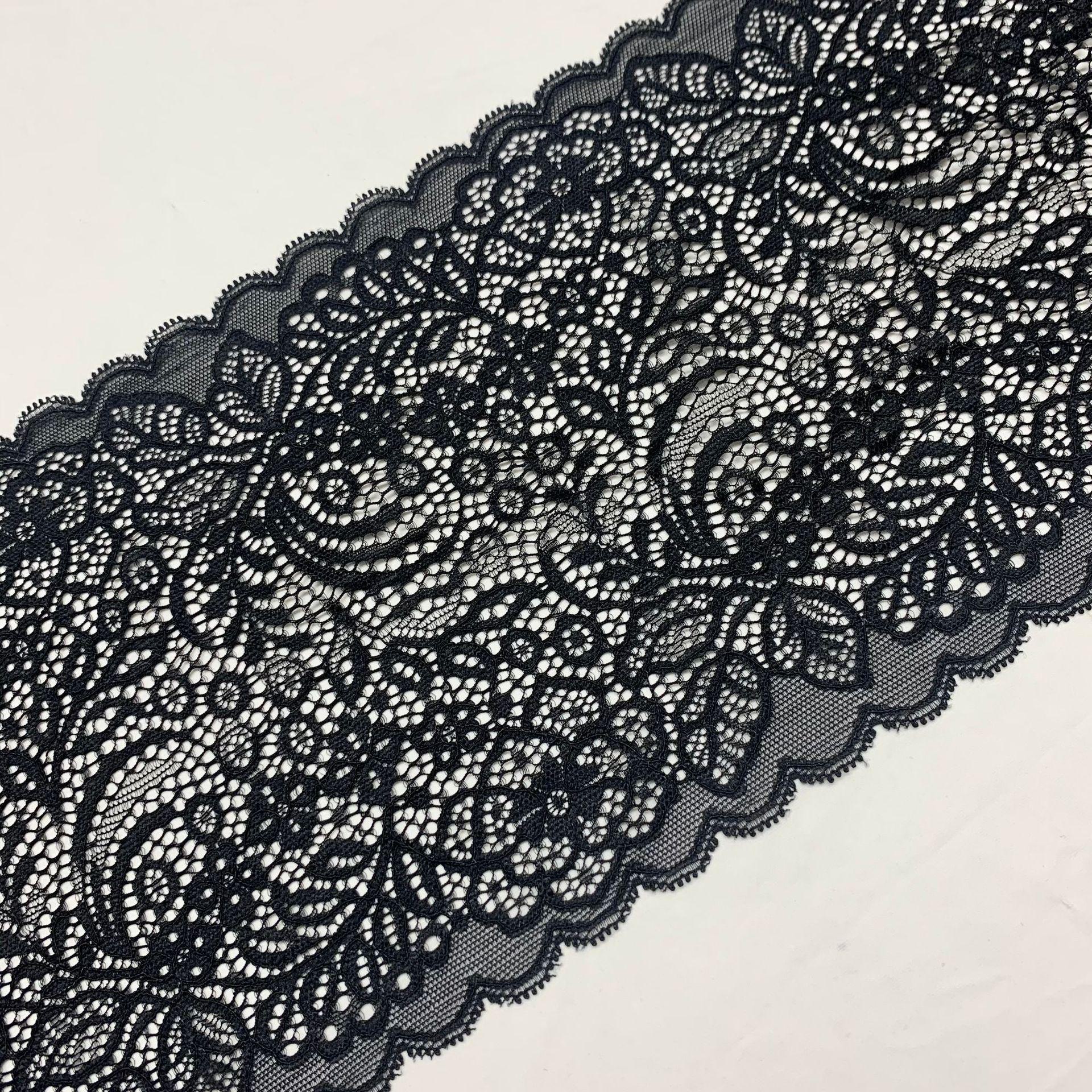 

Кружево из нейлоновой армированной пряжи с двойной волнистой резинкой. Идеально подходит для нижнего белья с широким краем. 18cm чёрный