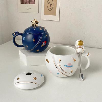 Creative Cartoon Astronaut Mug Ceramic Cup Couple Personalized Gift Cup Milk Coffee Cup Ins Wind Planet Gift for Kids Friends