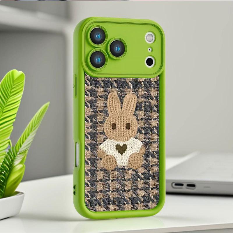 Capa de Celular Adorável de Coelho à Prova de Queda para iPhone 17, 16 Pro, 15 Pro Max, 14 e 13 Pro.