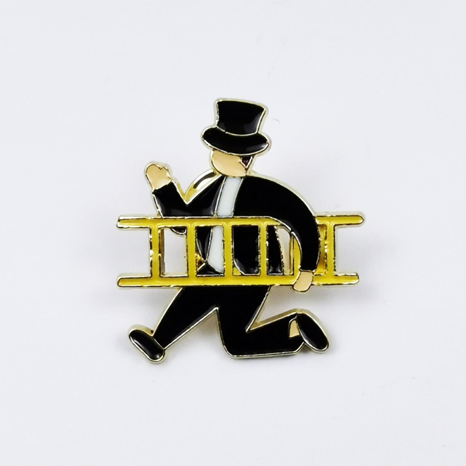 Creative Worker Alloy Brooch: Cartoon Character Backpack Badge Accessory
