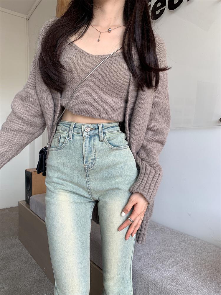 Retro Washed American-Style High Waist Micro-Flare Jeans - Elastic, Slimming Horseshoe Pants for Spring, Summer, Autumn.