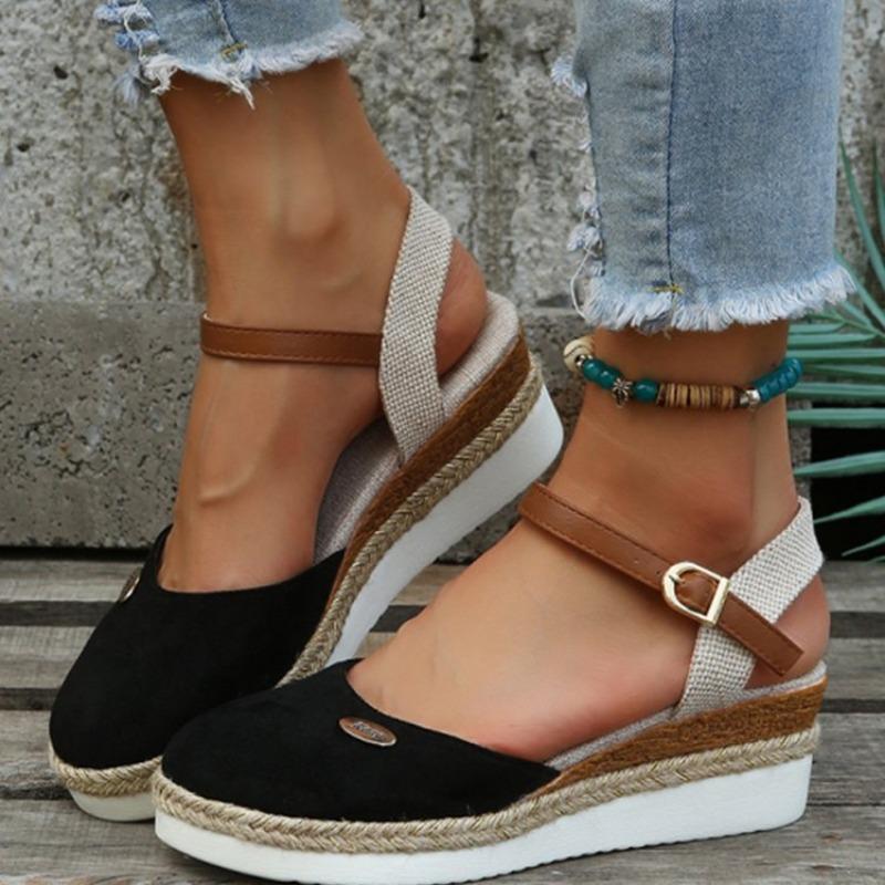 

A New Style of Large-sized Women s Shoes with A One-shoulder Wedge Heel and A Fashionable Flip-top 36 чёрный
