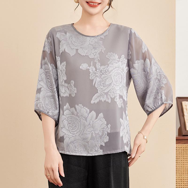 Stylish Round Neck Chiffon Pullover for Moms - Breathable Seven-Sleeve Summer Top for Middle-Aged & Elderly Women