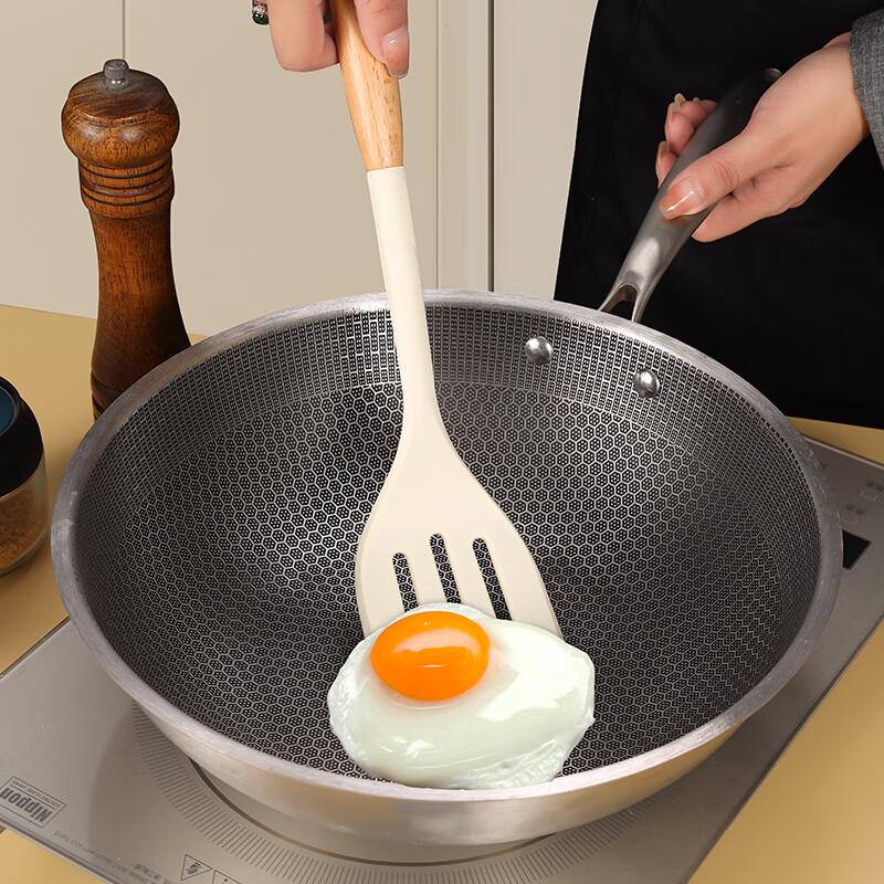 Silicone Frying Spatula with Wood Handle