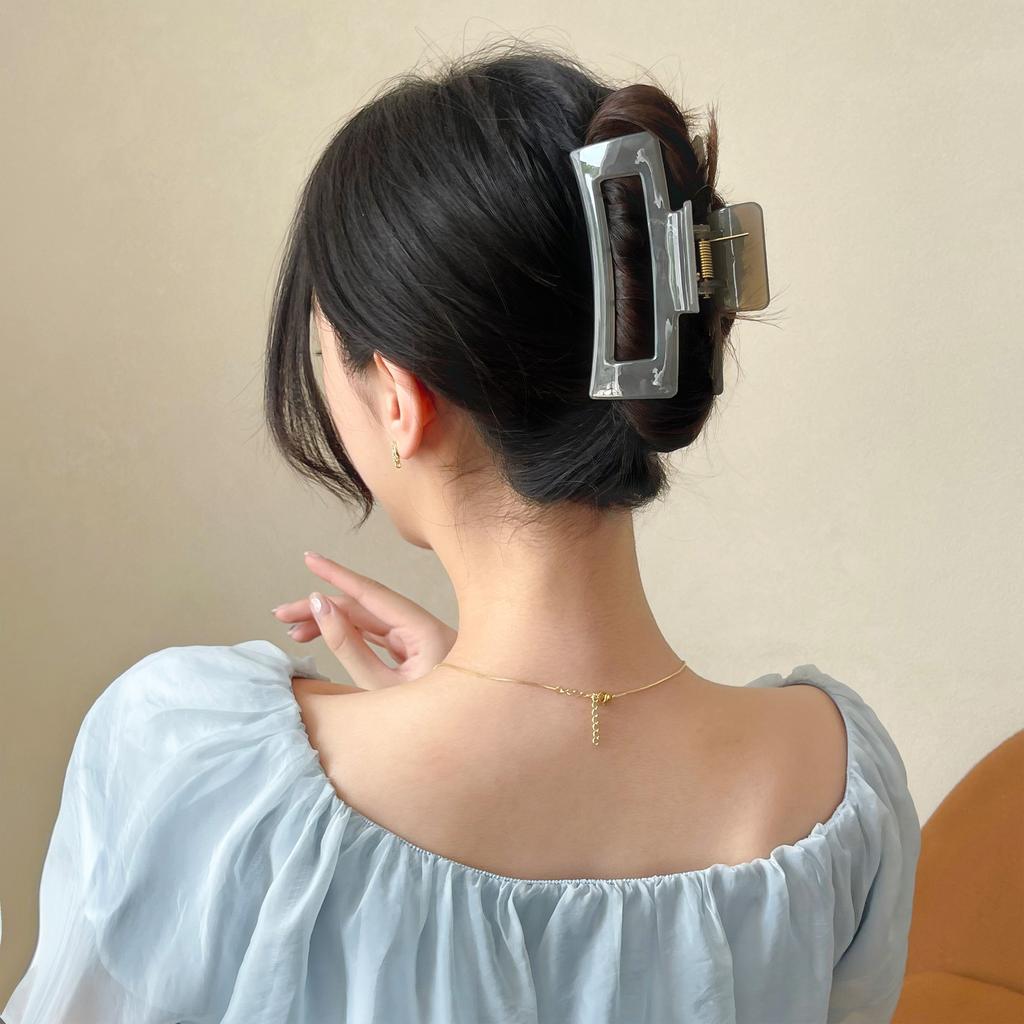 7Designs Giant Flower Cross Acrylic Hair Claw Clips for Women Accessories Jewelry Korean Jelly Large Resin Crab Clamp Headwear