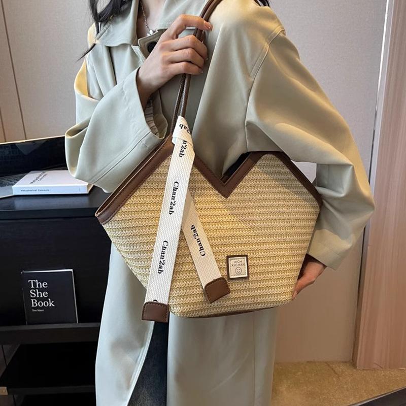 2025 Spring Autumn Winter New Fashion Simple Handbag Tote Bag Popular Commuter Shoulder Underarm Bag for Women