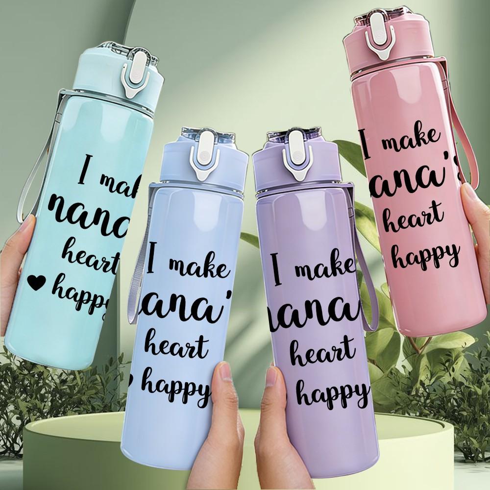 1PC I Make Nana's Heart Happy Love Slogan Print 750ml Color Plastic Sports Water Bottle Leakproof Flip Straw Lid Suitable for Sports Office Home Use