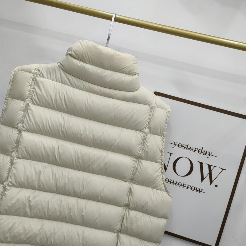 Women's Sleeveless Vest Stand Collar Casual Puffer Gilet Loose Fit Short Down Vest Fall Winter Outerwear