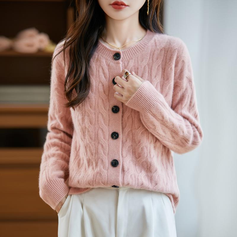 

Qinghe Cashmere Women s 30% Cashmere Cardigan - Soft & Warm Wool Blend Sweater M