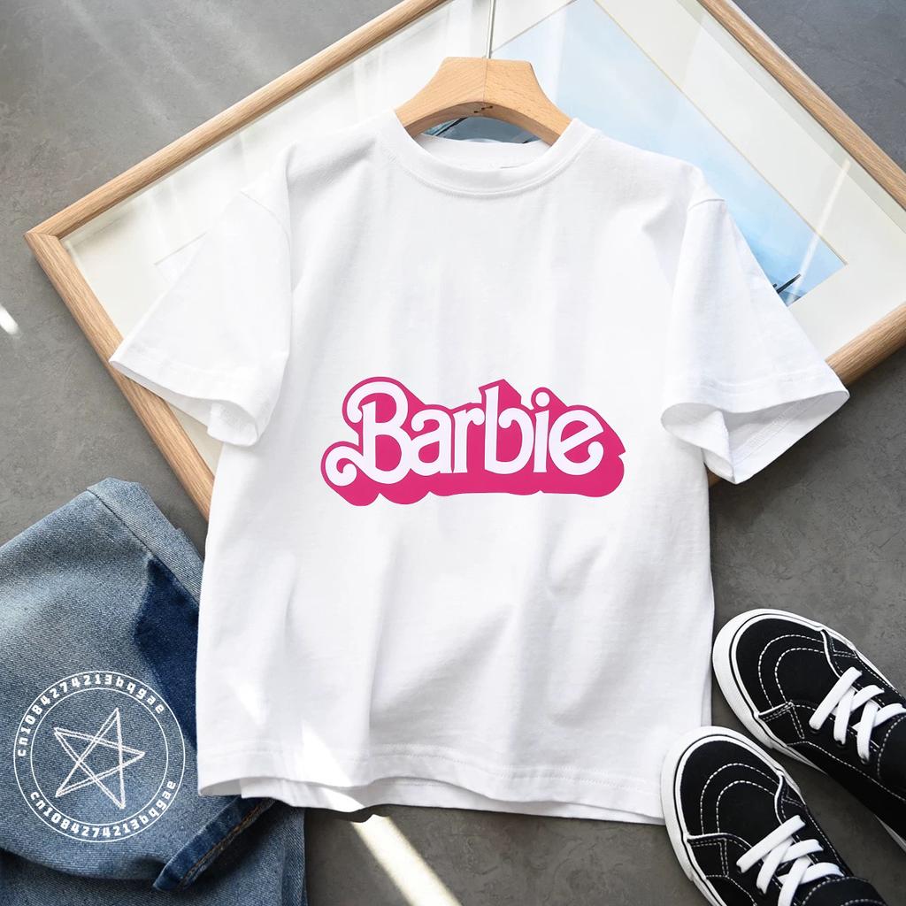 2025 Kawaii Barbie Kinder Kurzarm Anime Cartoon Mädchen Jungen Rundhals T-Shirt Weich Allround Y2K Kinderkleidung Streetwear