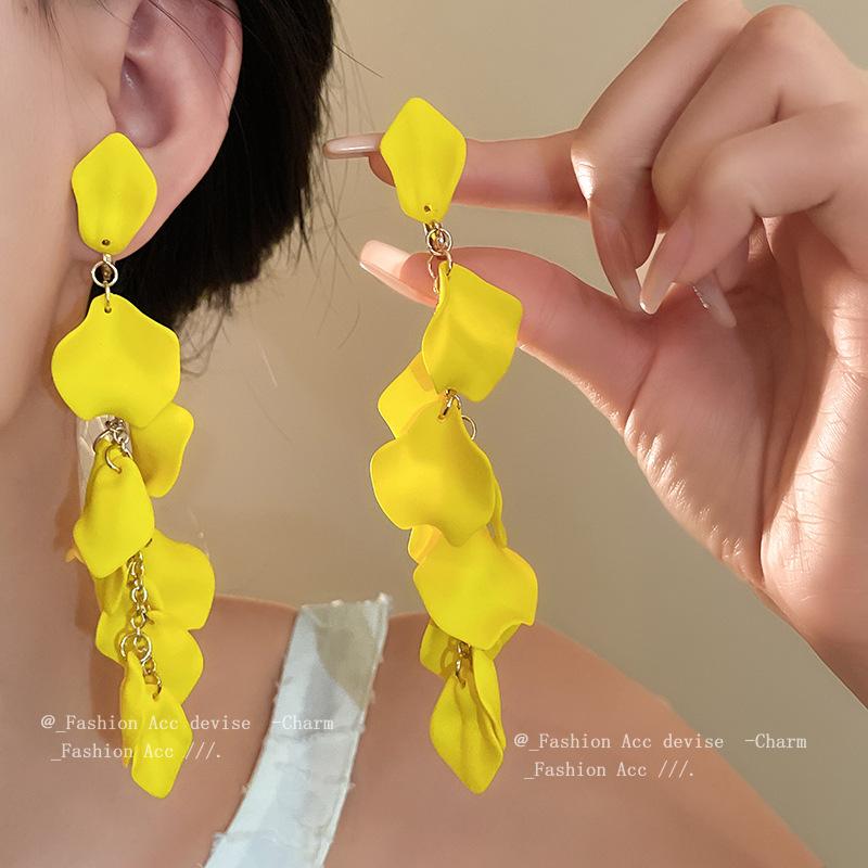 Exaggerated Folds Flower Fringe Ear Clip Without Ear Piercing Long Clip Earrings Fashion New Party Zircon Wholesale
