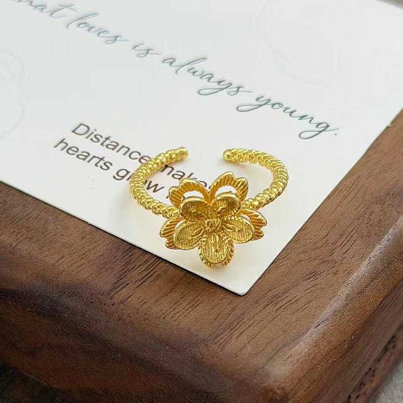 Flowers Like Brocade Medieval Vintage Court Style Light Luxury Temperament Zir*****Pen Ring Niche Design Ring