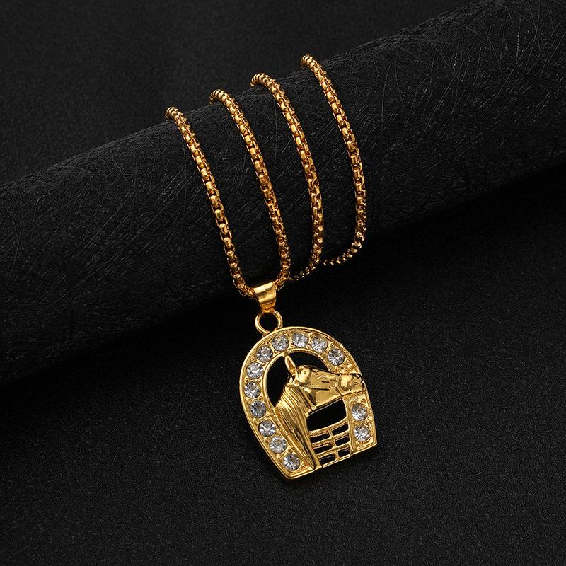 

Популярная горячо продаваемая хип-хоп хип-хоп бижутерия, кулон-ожерелье с головой лошади, инкрустированное бриллиантами, с золотым покрытием из цинкового сплава
