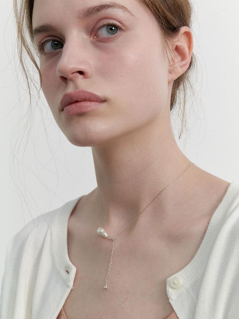 Love Me Monster [Silver] Baroque Pearl & Chain Necklace (L241Mnk100)