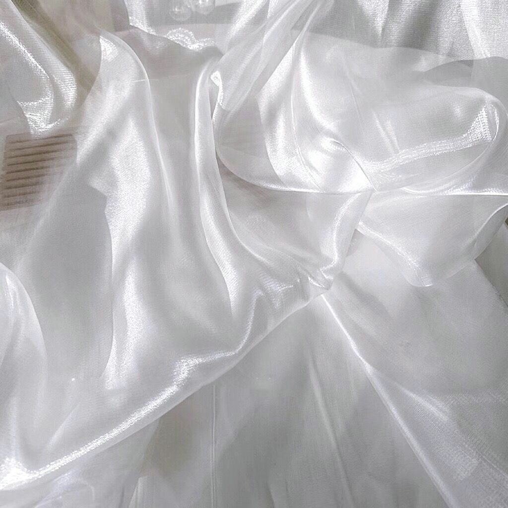 

Soft light-weight high-quality soft organza fabric suitable for wedding dresses formal gowns and designer clothing fabrics 1.5M&1M білий