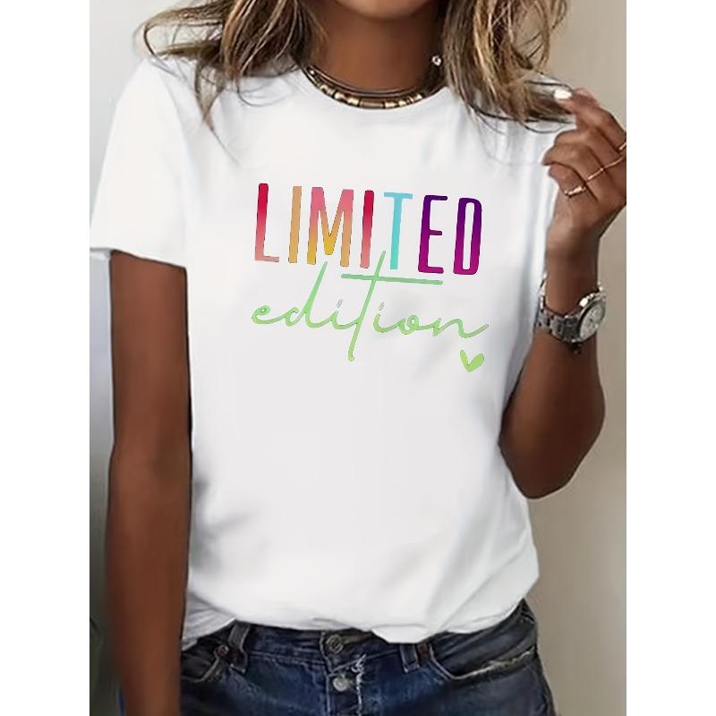Camiseta Feminina Estampa Edição Limitada Gola Redonda Manga Curta Levemente Solta Esportiva Casual Essencial para Férias