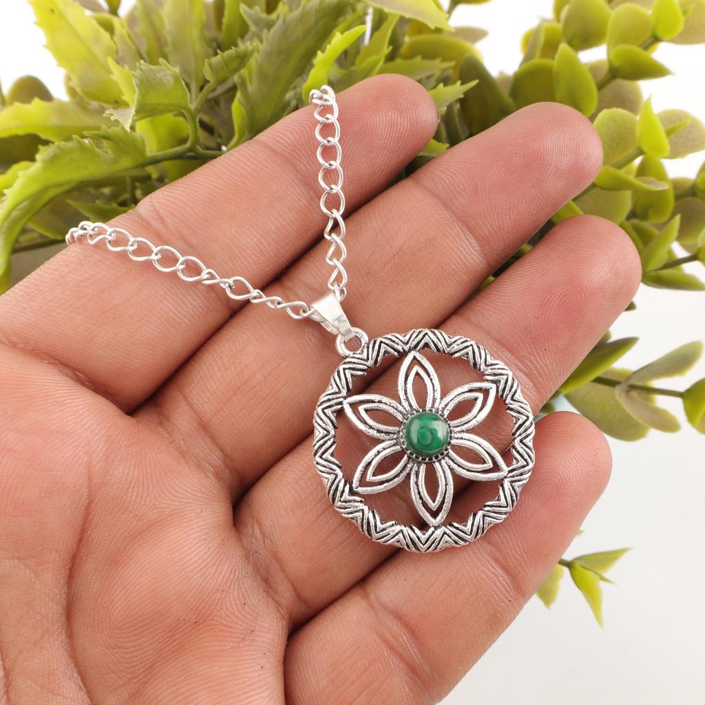Malachite Pendant, 925 Sterling Silver Pendant Jewelry. Gift For Women Handmade Pendant Gemstone Jewelry