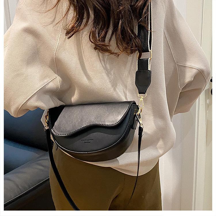 Retro Minimalist Saddle Bag for Women 2026 New Fashion Wide Strap Shoulder Crossbody Purse CLE