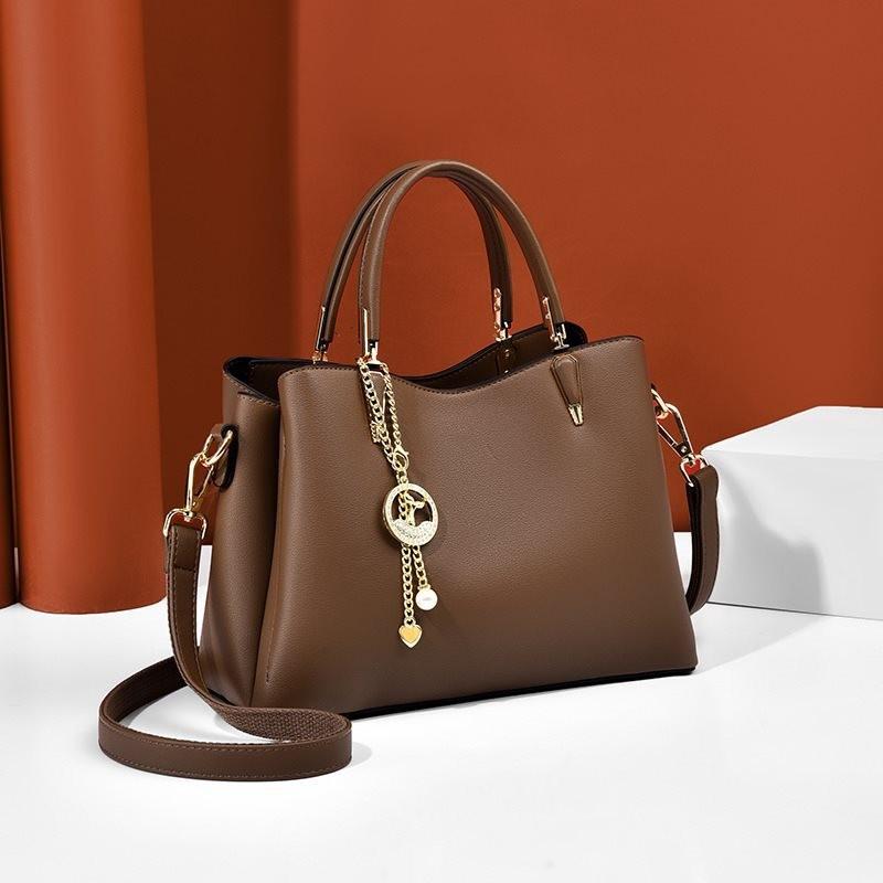 Stylish Large Capacity Women's Tote Bag 2024 Trendy Soft Pu Leather Commuter Handbag