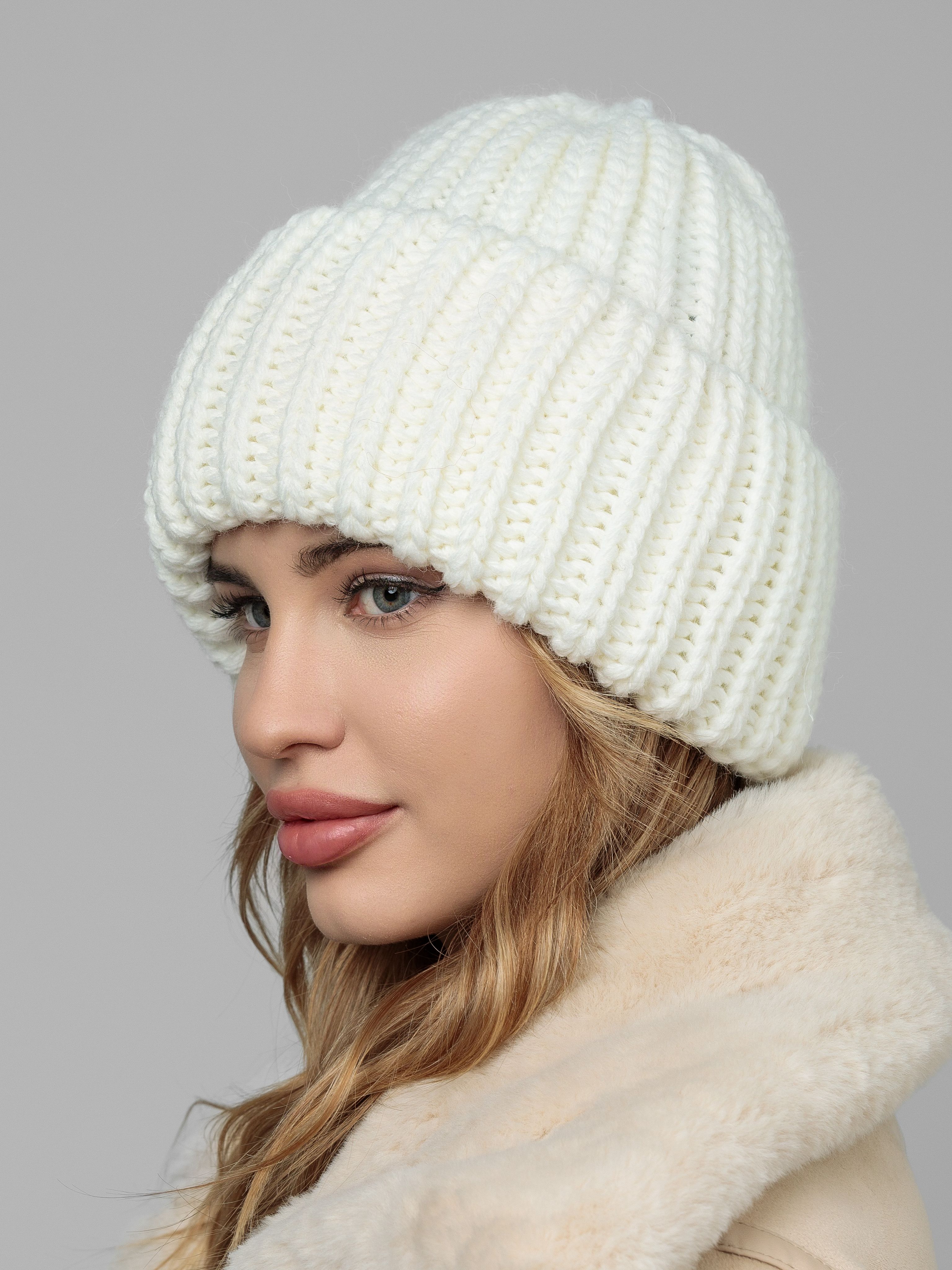 

Вязаная шапка One Size