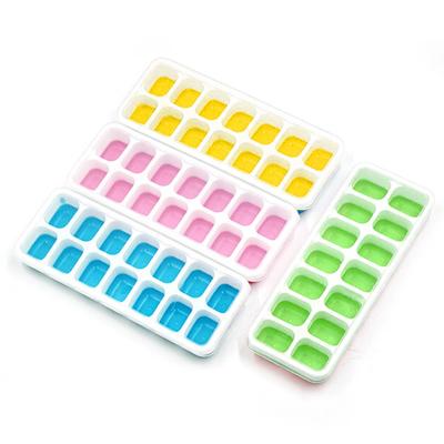 Vassoio per cubetti di ghiaccio in silicone da 2 pezzi con coperchio trasparente antipolvere 14 cavità Grado alimentare Facile rilascio Frigorifero Estate Cocktail Ice Maker Stampo Forniture da cucina