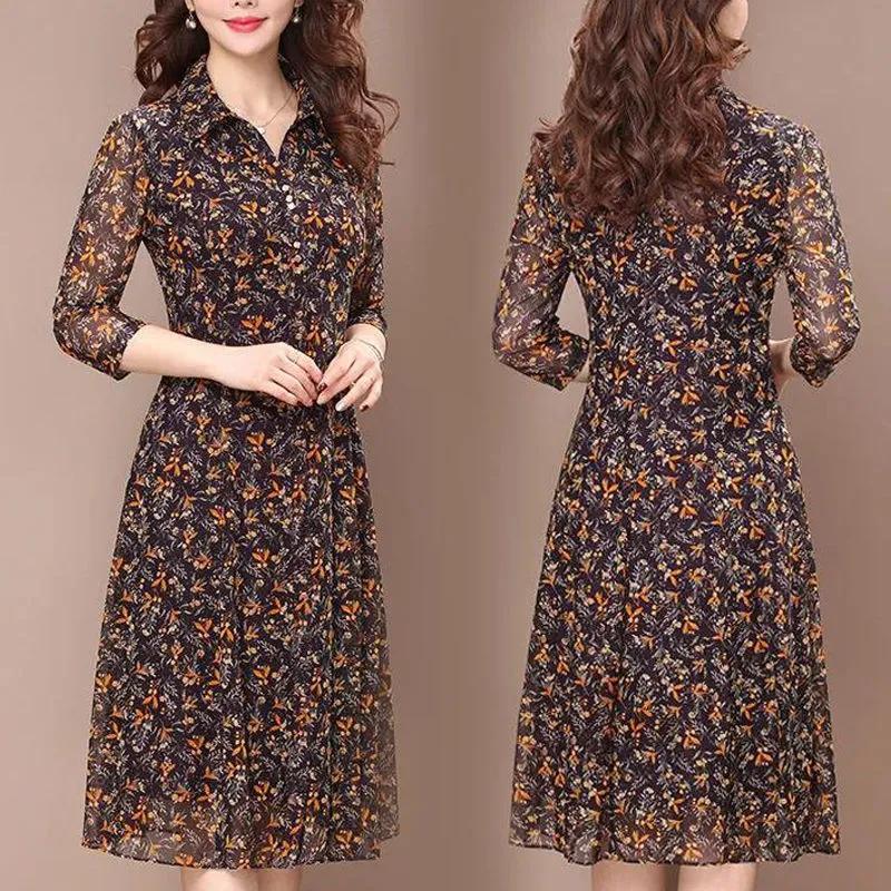 Women's Autumn Mid Length Dress with Slimming Lining and Floral Over The Knee Length Skirt