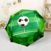 Fußballfeld mit Blättern Tragbarer Automatischer Regenschirm Einziebares Design mit 8 Speichen Langlebigkeit Kompaktes Design Perfekt für Outdoor-Abenteuer