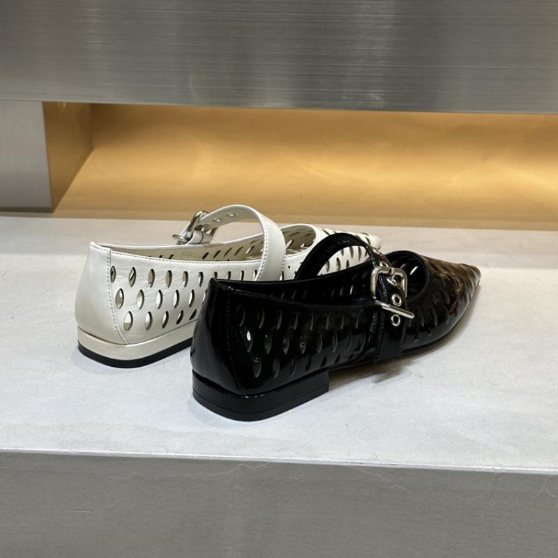 Fashion 2025 Summer Women's Shoes New Patent Leather Low Heel Shoes Pointed Toe Shallow Mouth Hollow Mary Jane Shoes Fashionable Sandals