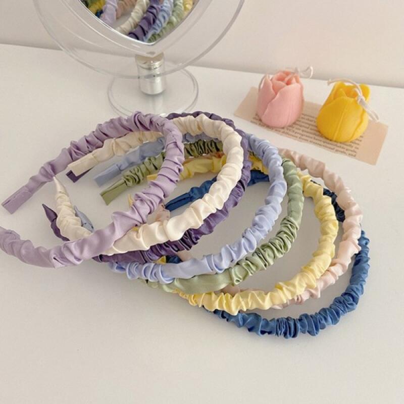 

Thin, inexpensive, plain, vivid daily headband with a pleated pattern Sky Blue