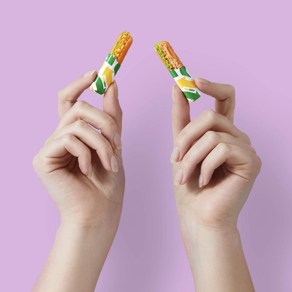 5 Surprise 77319 Foodie Minis (2-Pack) ZURU Mystery Capsule Real Miniature Brands, Collectibles, Fast Food Toys, Shopping Accessories