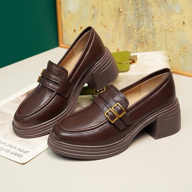 

Жіночі чорні лофери на платформі з овчини 2025 року з масивними підборами та пряжкою у два ряди в британському стилі. 37 коричневий